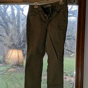 Universal Thread Jeans - 6/28R